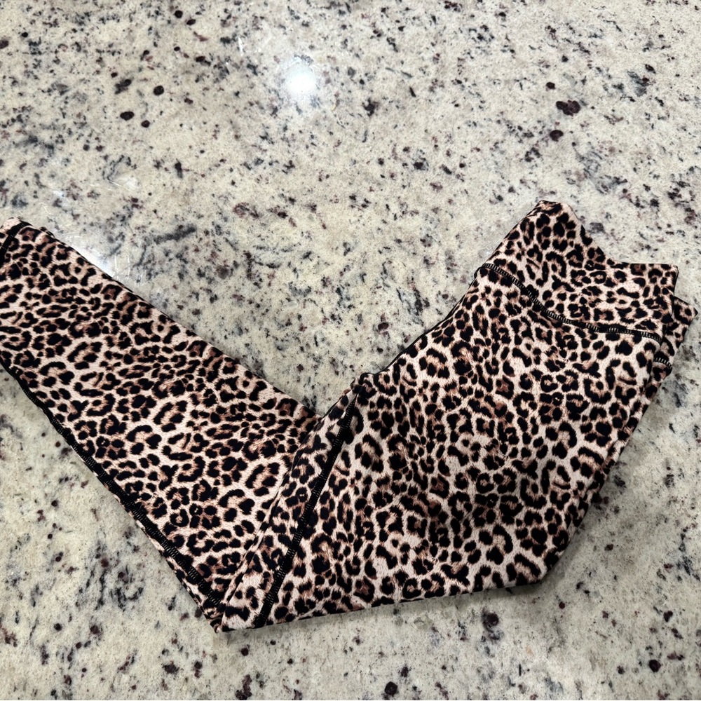 ZYIA  Cheetah Print Leggings